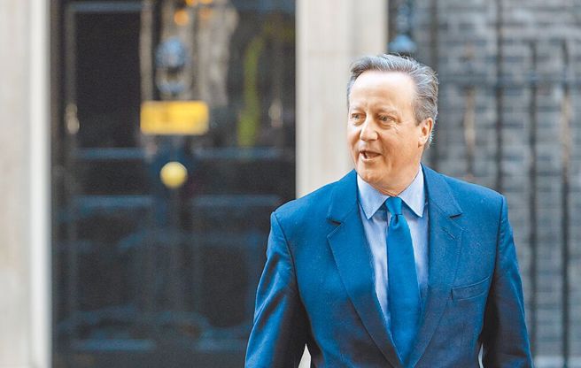 英国外相卡麦隆祝贺赖清德，盼两岸对话解决分歧。（资料照／新华社）