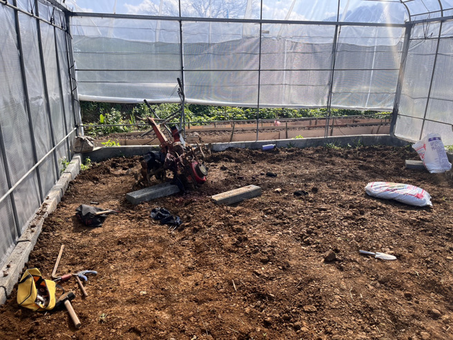 65岁庄翁今早在自家农地耕作，未料却发生意外。（图 / 刘咏韵翻摄）