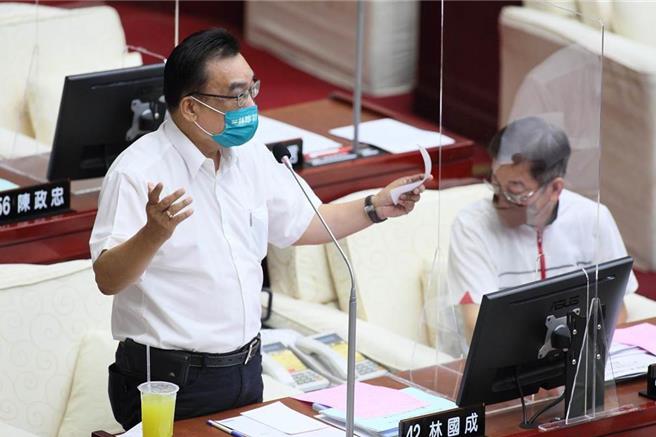 眾黨主席柯文哲今召集準立委開會。準備上任的民眾黨不分區立委林國成會後表示，會中還沒有談到立法院長議題，但有談及一些立委「不能再犯」的事，像是報帳等項目。（本報資料照片）