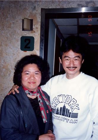 陳菊長文悼施明德 「你是永遠浪漫的革命者」