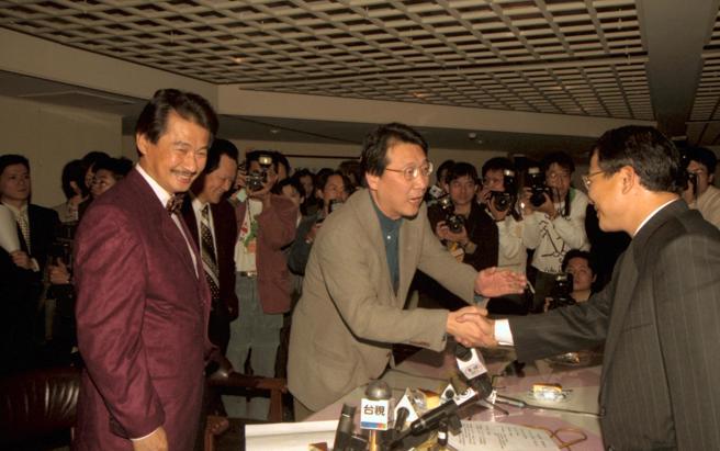 民进党与新党的「大和解咖啡」曾轰动一时。（中时资料照，陈明仁摄）