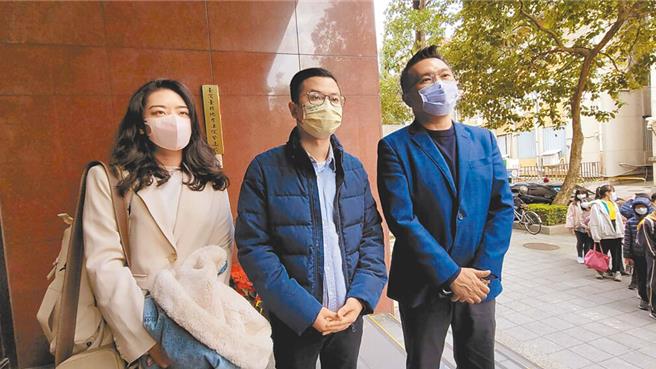 前農業部長陳吉仲不滿國民黨台北市議員張斯綱、桃園市議員凌濤及國民黨發言人楊智伃指控他是抄襲慣犯，提起刑事自訴。（本報資料照片）