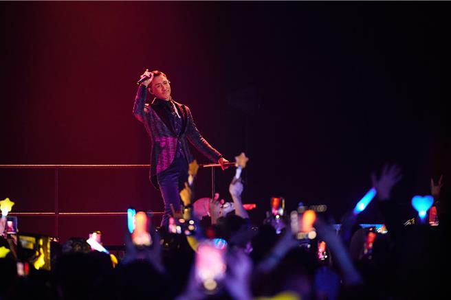 張學友13日在香港紅館舉行「張學友60＋巡迴演唱會」最終場。（環球音樂提供）