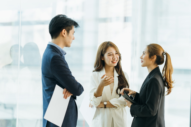 生肖属兔的女人第六感超强， 能不动声色地观察他人，了解对方的心思。（示意图／达志影像／shutterstock）