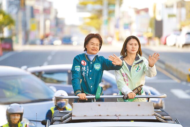 出身新潮流的4连霸立委陈素月（左），是前彰化县长魏明谷嫡系人马，曾拿下创彰化歷年立委最高得票纪录的10万票，近日动作频频，也被视为下届县长之争的可能人选。（陈素月提供／吴建辉彰化传真）