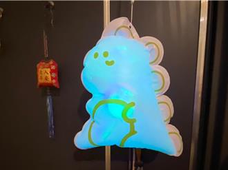 八卦山越夜越璀璨 親子日送超夯多多龍小提燈