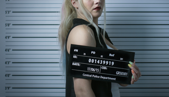 女囚关10天 牢狱照电晕一票人 撞脸传奇超模