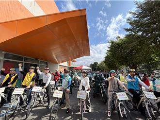 屏東縣走入超高齡社會 周春米騎單車送雞湯：「這是我們的福氣」