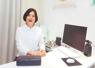 邓晓芬倡结合中西医 促进精准健康