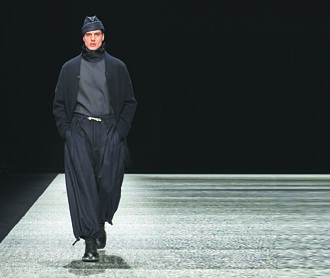 EA制服癖 飞行员后玩水手服