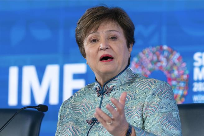 国际货币基金（IMF）总裁乔治艾娃呼吁大陆经济长期应进行结构性改革，否则GDP恐跌破4％。（美联社）