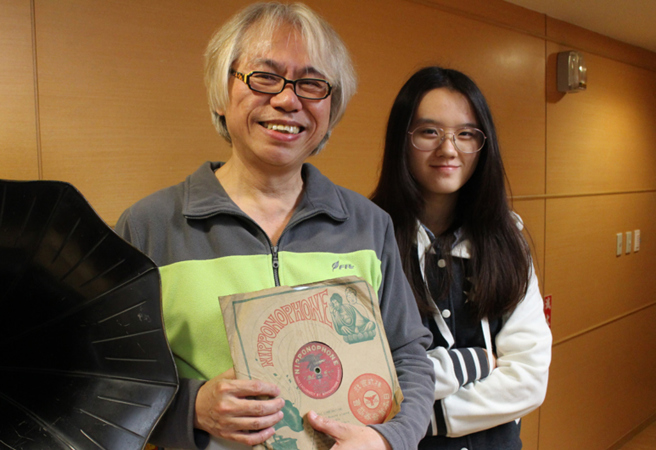 林靖恩与已故资深音乐人李坤城谱出爷孙恋轰动一时。(图/中时资料照)