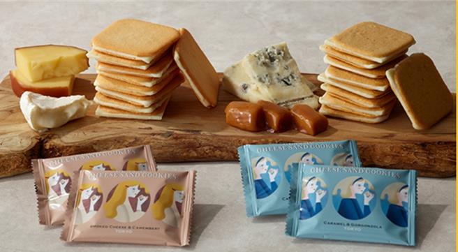 「夾心餅乾」將鹹香的起司和脆口的餅乾完美結合在一起，鹹甜雙享非常唰嘴。(now on Cheese提供)