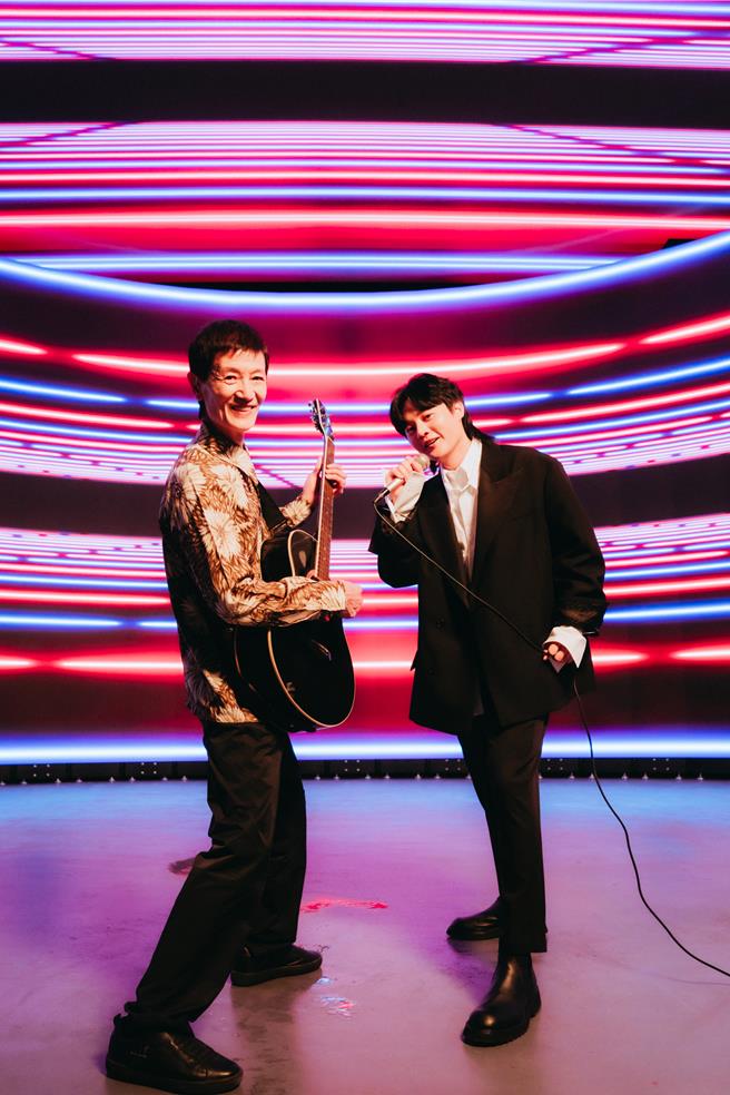 許富凱新歌MV邀來陳博正合作演出。（何樂音樂提供）