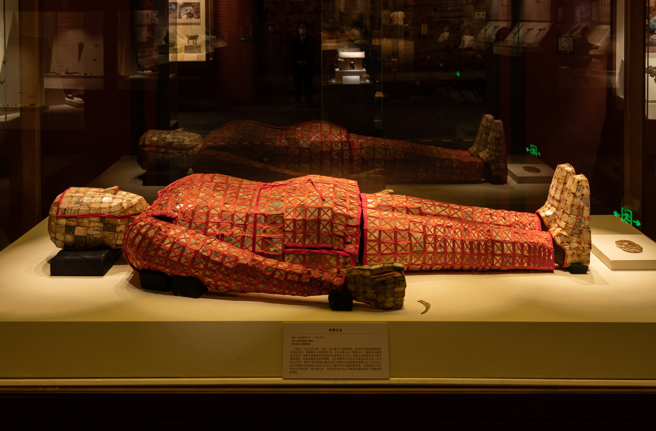 漢朝古墓經常出現鼻塞、肛塞等文物，主要是為了防止靈魂出竅，達到羽化升仙的作用。(示意圖/達志影像)