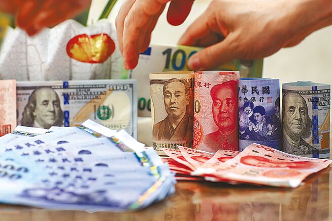 新台币15日早盘即重贬逾1角，直接贬破31.2元关卡，匯价创近一个月新低。图／本报资料照片