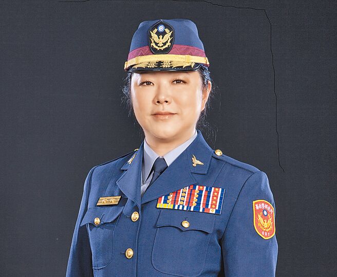 航警局副局长宣介慈将升任新竹县警察局长，她与夫婿、刑事局长周幼伟，将成为台湾警政史上，第一对警察局长夫妻檔。（警政署提供／胡欣男台北传真）