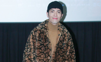 萧敬腾甜曝差14岁婚姻生活 心疼爱妻太早出生「等我太久」