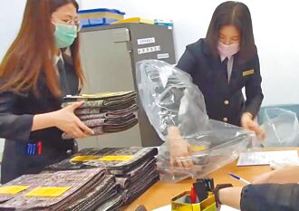 台中 泰女攜華麗桌旗 內藏13公斤海洛因