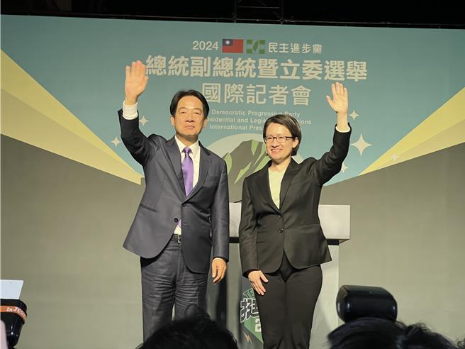 民进党主席赖清德（左）当选总统后，宣布退出党内「新潮流」派系。（中时资料照）