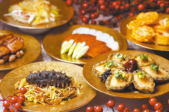 台北晶華酒店晶華軒的外帶年菜「鮑參六品集」。（台北晶華酒店提供）