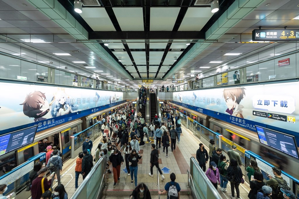 『日健邸』距離捷運忠孝新生站5號出口僅260米，一站直達SOGO商圈、兩站連結六鐵共構的台北車站，串聯台北雙子星並掌握雙北核心交通網。(圖片：由業者提供)