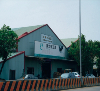 【風水特輯】住宅外有電線桿、宮廟、高架橋都不好！9個常見煞氣與化解方法