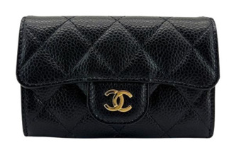 南港女警侵占香奈兒皮夾遭送辦 主管督導不周連帶懲處