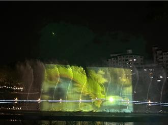 屏東燈節這一燈區搶先開箱 巨龍翱翔水上綻放「無限之光」