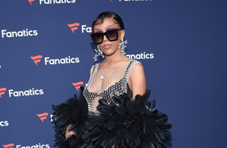 蜜桃猫朵佳被亲哥打断牙齿 还扬言要「杀死她」