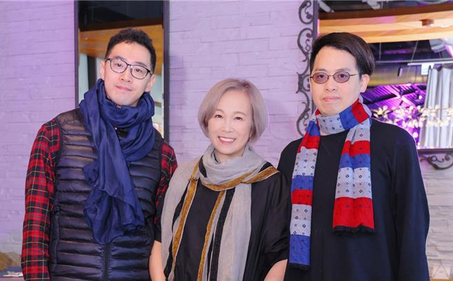 熊美玲跟两个儿子计划策展纪念林秋离。（贝壳放大提供）