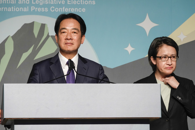 图为赖清德在胜选当晚于竞选总部举行国际记者会。（中时资料照，黄子明摄）