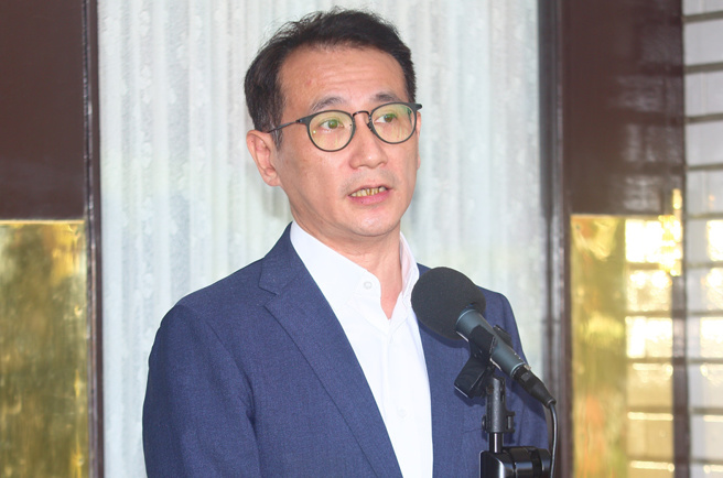 郑运鹏儿子因高顏值爆红。（图／中时资料照）