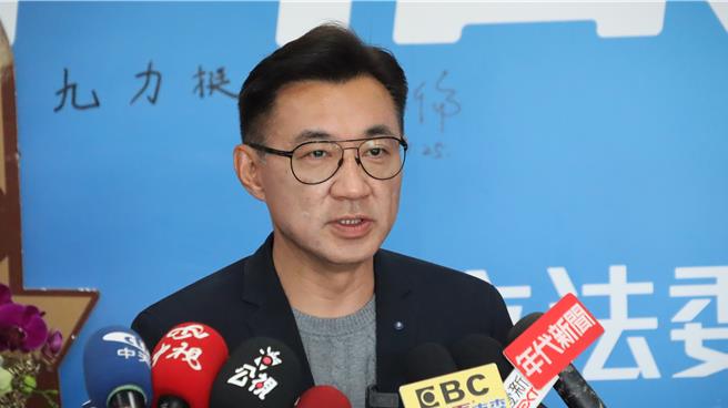 立委當選人韓國瑜宣布將與立委江啟臣搭檔參選立法院正副院長，江啟臣表示會全力以赴。（江啟臣服務處提供／陳淑娥台中傳真）