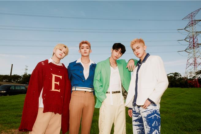 U：NUS吳昱廷（左起）、高胥崴、蔡承祐、高有翔期盼歌迷可以藉由這首療癒自己。（滾石唱片提供）