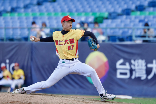 辅仁大学石梓霖后援3局飙5K、无失分。（大专体总提供）