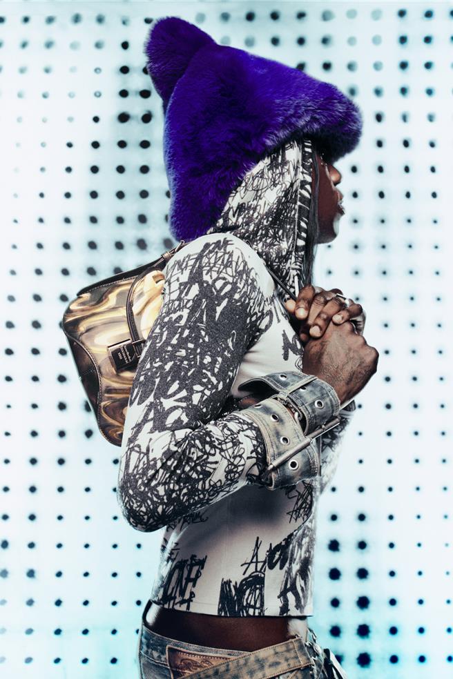 摇滚与华丽感，是本季的两个重要关键字（Acne Studio提供／黄唯淯台北传真）