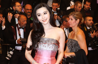 范冰冰公開42歲真實樣貌 關鍵字網暴動：影后駕到