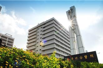 長庚醫院年終嗨 5個月本薪＋2.5萬元紅包 下周入帳過好年