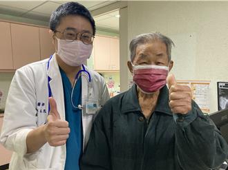 每分鐘心跳僅30餘下「慢到快罷工」 9旬翁肺積水靠裝1物搶命