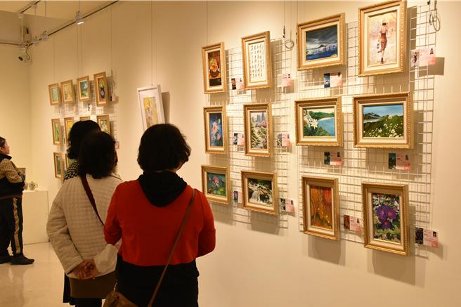 2024年「施情画义  千动爱心」第9届爱心公益活动19日起在苗栗县政府文观局一楼展览厅登场。（谢明俊摄）