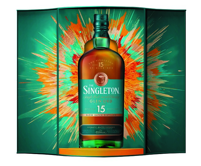 爱买量贩「苏格登15年单一麦芽威士忌2024花火版礼盒」原价：2,080元，特价：1,699元（限量120盒）。图／业者提供