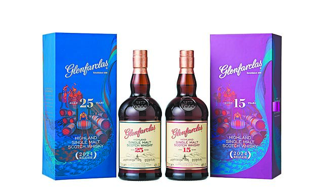 格蘭花格2024「花格禮讚系列」二部曲，以厚實豐郁的雪莉桶風格，開啟了格蘭花格單一麥芽威士忌的感性探索之旅。建議售價15年：1,950元、25年：5,490元。圖／業者提供