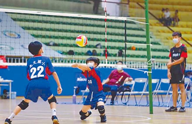 台体大与中兴大学携手调查近5年全国5至17岁儿童及青少年身体活动情况，总体身体活动量为「F」不及格等级，静态行为过多，希望多加强儿少运动量，减少未来国家医疗支出。（中兴大学提供／王煌忠台中传真）