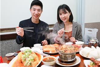 網友票選10大基隆人氣年菜！老牌餐廳奪冠 亞軍竟是素食餐廳