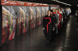 米蘭男裝周／MSGM地鐵辦秀 無褲造型響應地鐵無褲日？