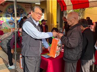 台中太平公所攜手民間團體送暖　助逾170戶獨老溫暖過好年