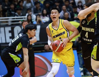 東超聯賽》4強終極對決期待林書豪對富樫勇樹 冠軍獎金百萬美元