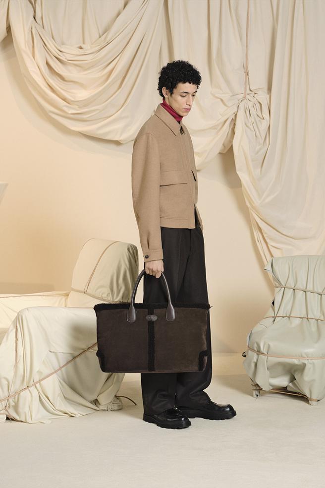TOD’S 2024秋冬男裝系列以棕色、黑色、杏色作為主色調。（TOD’S提供）