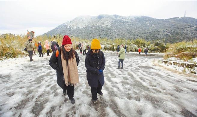 入冬最强寒流21日来袭，将一路影响到25日。（本报资料照）